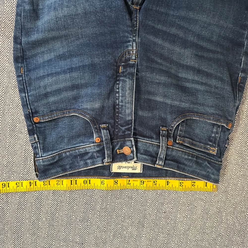 MADEWELL - Curvy 10" High-Rise Skinny Jeans - Picture 3 of 8